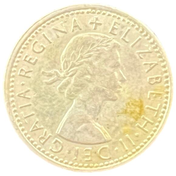 1967 SIXPENCE BRIDAL LUCKY MONEY SHOE - Picture 2 of 3